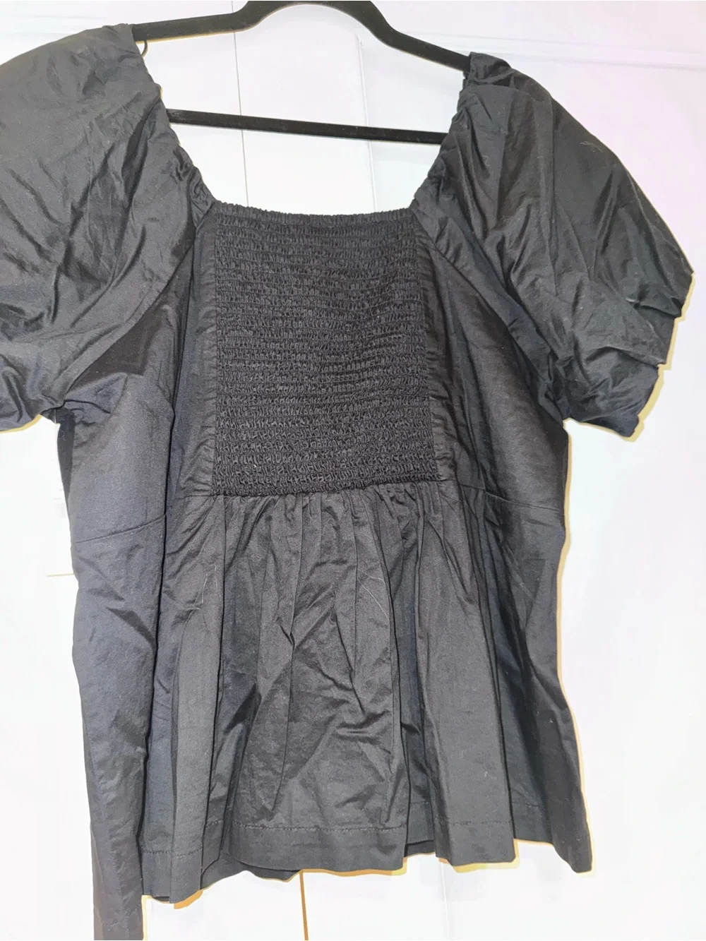 Old Navy Black Puff-Sleeve Blouse